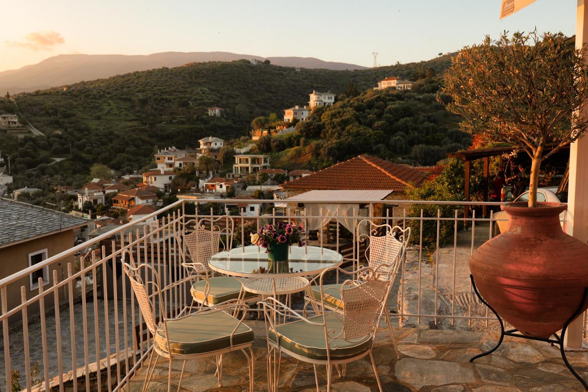 Με Θέα Το Ηλιοβασιλεμα 2 Villa Afissos Exterior photo